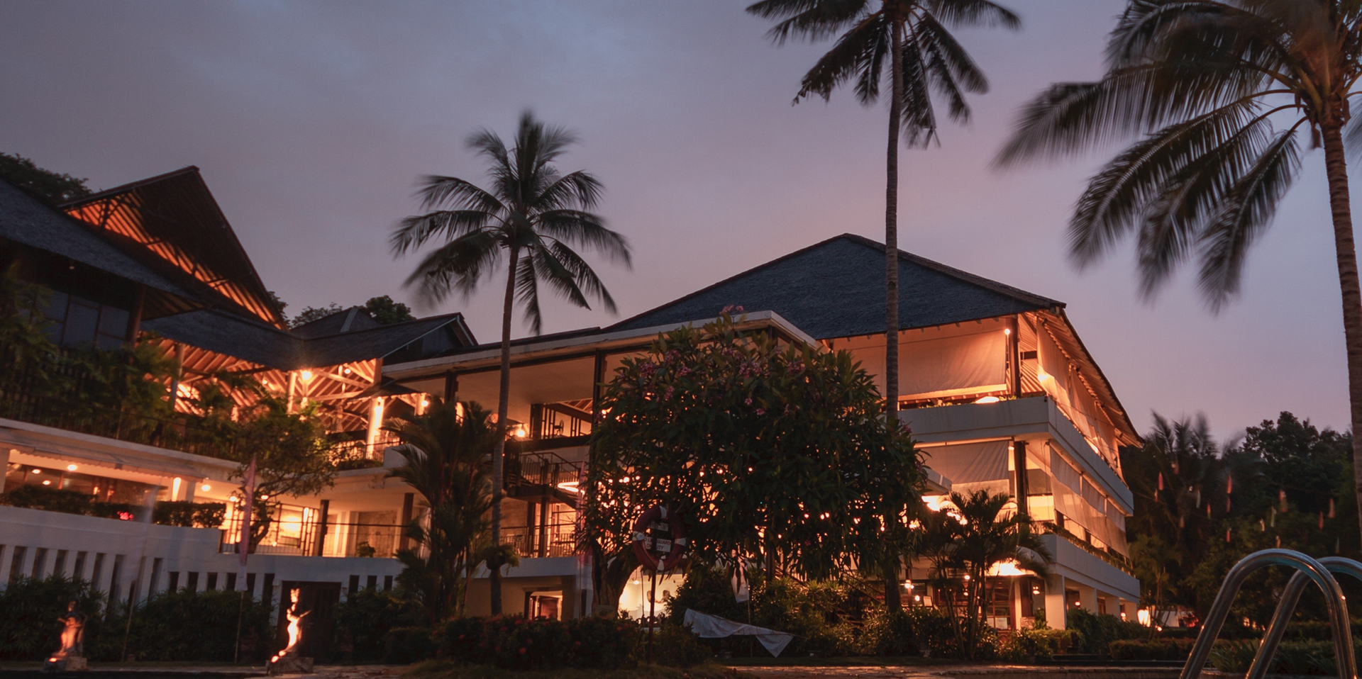 Is it a luxury hotel ?